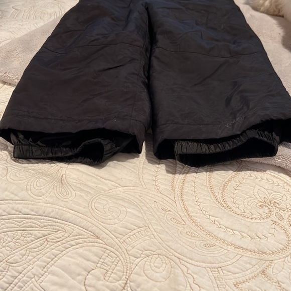 Youth Snow Bibs Great condition used a couple of times Youth size : Small/4 - Picture 6 of 10